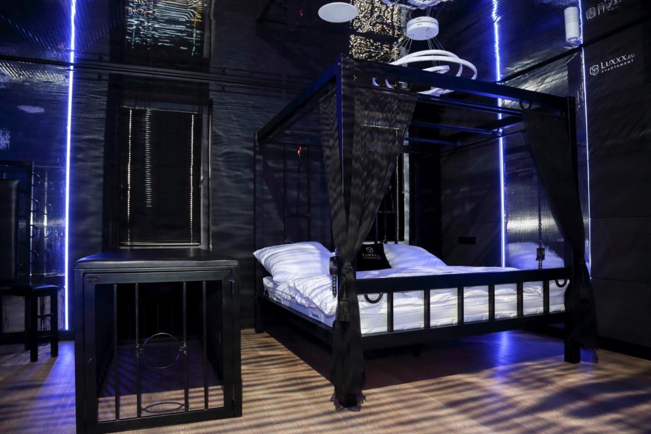 Bdsm Apartament Czestochowa Luxxx - Adults Only - Tylko Dla Doroslych Częstochowa Exterior foto